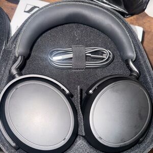 Sennheiser Momentum 4 Wireless Headphones in Black